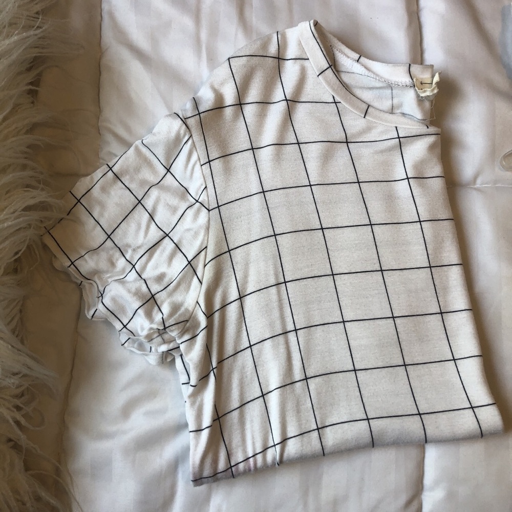 Black and white grid tee shirt